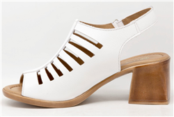 Gedikpaşalı LM 12001 Beyaz Bayan Sandalet