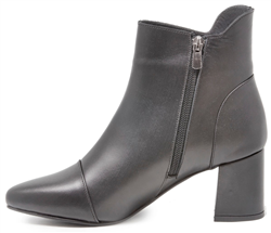 Gedikpaşalı FLR 1063 Siyah Klasik Bayan Bot